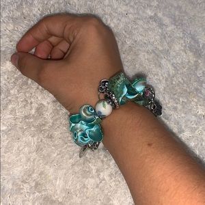 A flower bracelet never worn but no tag